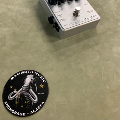 Darkglass Electronics Vintage Deluxe v3.0 Tube Amp Simulator Pedal image 5
