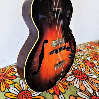 Gibson ES150 1940-43 Sunburst post-Charlie Christian with original P-13 pickup image 4