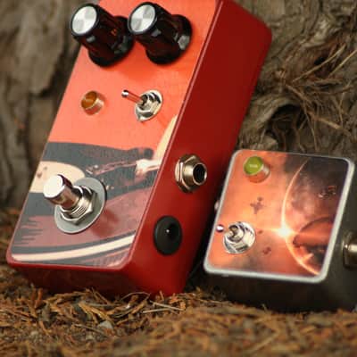 Millipede FX - Mini Buffer - Guitar Switch Pedal -'Homeworld' - Grey (Metal) image 3