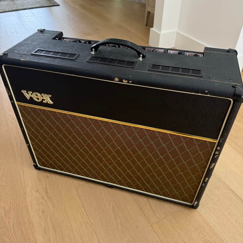 Vox AC30CC2 Custom Classic 2-Channel 30-Watt 2x12" Guitar Combo 2005 - 2010 - Black image 1