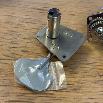 2025 Fender Left Hand American Vintage II 1966 Jazz Bass Lollipop Tuners USA LH J 60s 66 Handed image 3