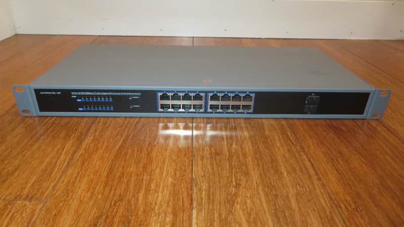 HA (PW3018G-16P) PoE Switcher 16 CH - Good Condition! image 1
