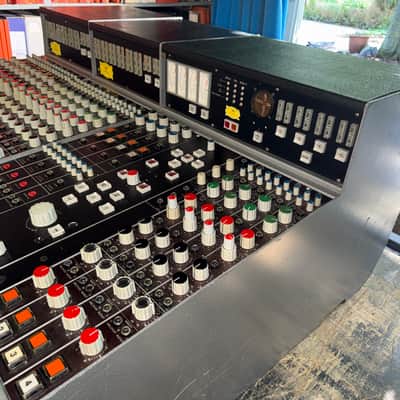 POLYGRAM (Deutsche Grammophon) desk recapped! image 3