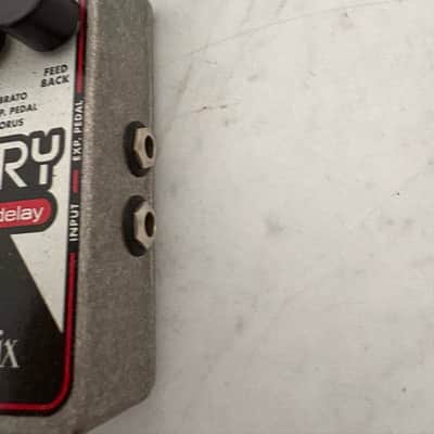Electro-Harmonix Memory Boy Analog Delay / Chorus / Vibrato 2009 - Present - Black / White / Red image 2