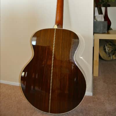 Martin J12SO Pete Seeger Baritone 12 stringMartin J12SO Pete Seeger Baritone 12 string image 4