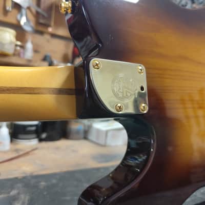 Fender 75th Anniversary Commemorative Telecaster 2021 - 2-Color Bourbon Burst image 8