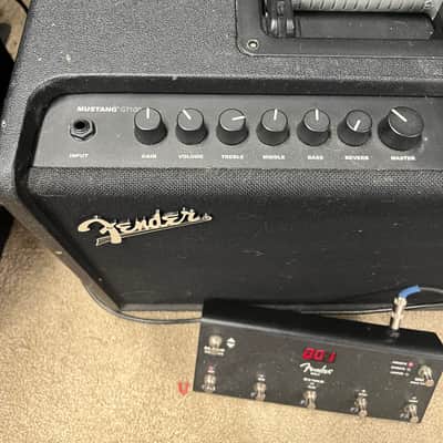 Fender Mustang GT 100 100-Watt 1x12" Modeling Guitar Combo 2017 - 2018 - Black image 3