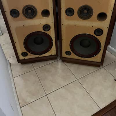 Vintage Rectilinear High Boy III Speakers Excellent Condition image 2