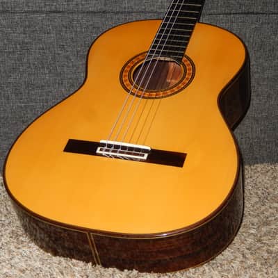 HIROSHI KOMORI No35 2011 - ANTONIO TORRES CLASS CLASSICAL CONCERT GUITAR - SPRUCE/HONDURAN ROSEWOOD image 2