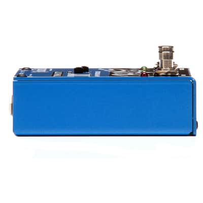 Radial Bones Twin City Active ABY Amp Switcher Pedal with Load Correction and Ground Lift Switches image 5