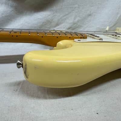 Fender Stratocaster Guitar with Case - CIJ mij Crafted In Japan 2002 - 2004 image 20