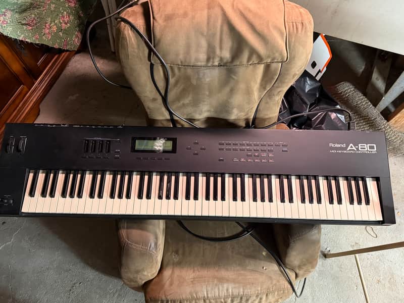 Roland A-80 88-Key MIDI Keyboard Controller 1989 - 1995 - Black image 1