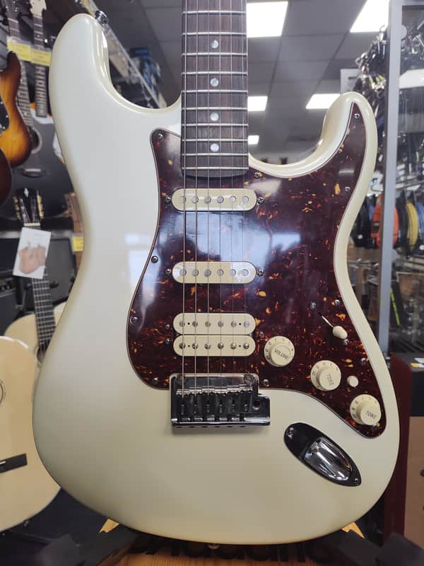 Fender American Deluxe Stratocaster HSS Electric Guitar - Olympic White w/ Hard Case