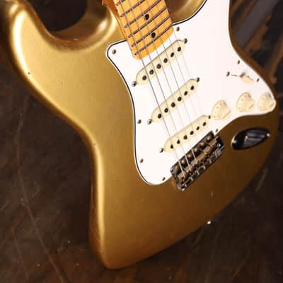 Fender Custom Shop Postmodern Stratocaster Journeyman Relic, Aged Aztec Gold image 7