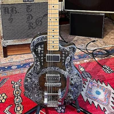 James Trussart Steelphonic 2022 - Rusty Cream on Paisley image 2