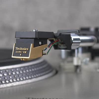 Technics SL-1200 First Model Direct Drive Player System In Very Good Condition image 8