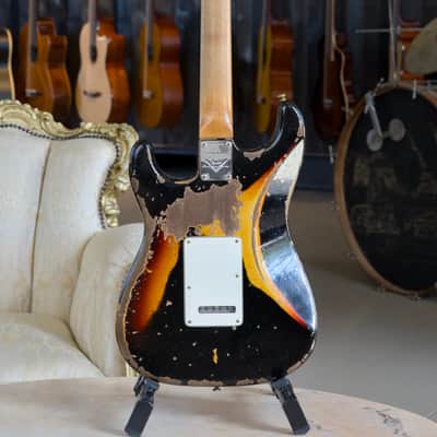 Fender Custom Shop LTD Roasted 61 Stratocaster Super Heavy Relic® Black over 3TSB image 4