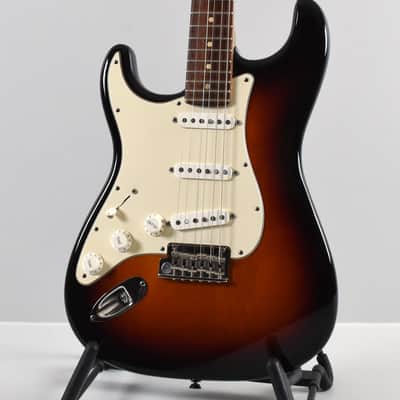 Fender American Standard Stratocaster Left Handed (2011) - 3-Tone Sunburst image 2