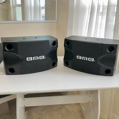 Genuine BMB Better Music Builder CS-252V Karaoke Speakers. New