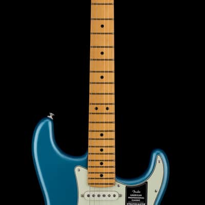 Fender American Professional Classic Stratocaster - Faded Lake Placid Blue #07375 image 5