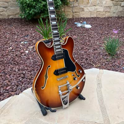 Eastman T64/v Thinline with Bigsby 2021 - Present - Gold Burst image 3