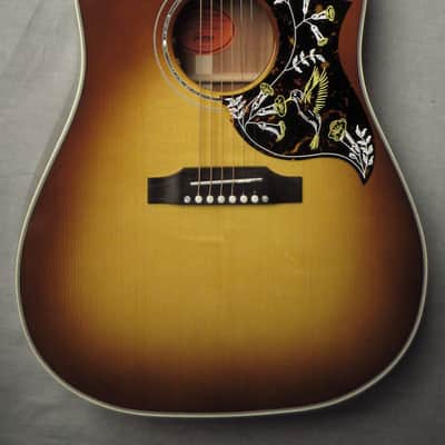 Gibson Ltd Ed Hummingbird Koa 2025 Honeyburst image 2
