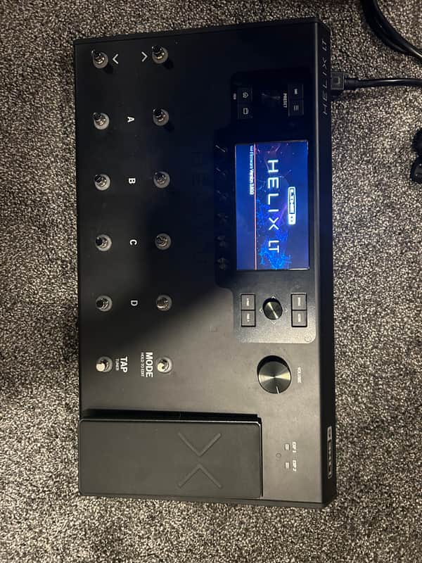 Line 6 Helix LT - Black - With Original Box and power cord image 1
