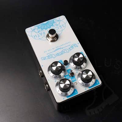 Laney Black Country Customs Secret Path MINT condition image 3