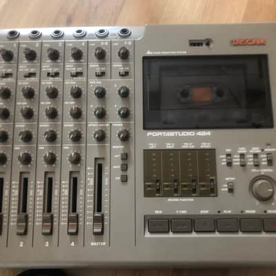TASCAM 424 PortaStudio MK1 Tape loop performer 3 speeds image 2