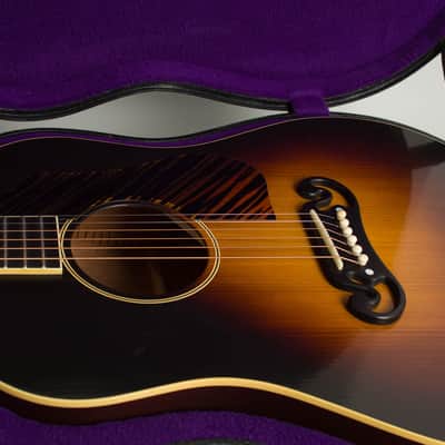 Gibson  J-55 1939 Re-issue Flat Top Acoustic Guitar (2023), ser. #21833049, original black hard shell case. Bild 14