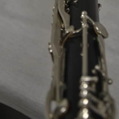 Clarinete Bajo Yamaha 220 en perfecto estado image 24