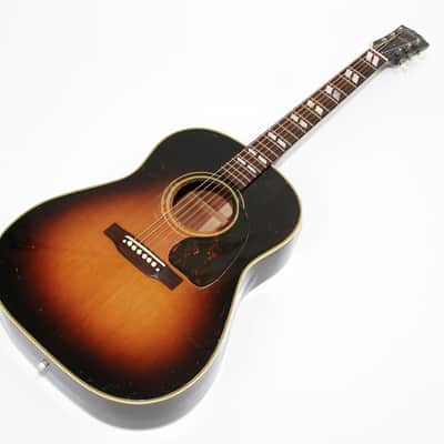 Gibson Southern Jumbo SJ "Banner Logo" 1942 - 1945