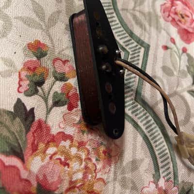 Fender Vintage RI Stratocaster Pick Up 1980’s - Black Purple Wire image 3