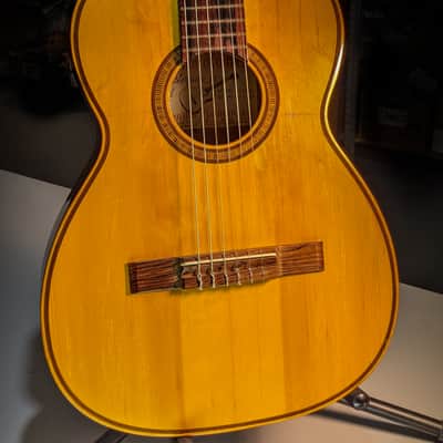 Giannini GN-50 Guitar (small parlor short-scale 12-fret classical nylon vintage 3/4 size BRAZIL) image 2
