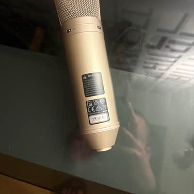 Behringer B-2 Pro Multipattern Large Diaphragm Condenser Microphone 2001 - Present - Standard image 3
