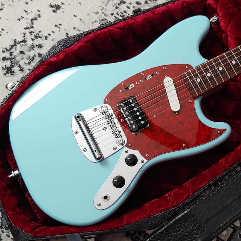 ギター Fender Japan Mustang MG  Cobain 1995 Fender Japan Mustang MG69 '69 Reissue Sonic Blue | Guitar Chimp