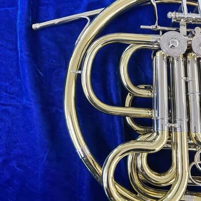 New Alexander 503MAL Double French Horn in Yellow Brass,Lacquered, Detachable Bell Flare;with Mouthpiece, Care Kit image 5