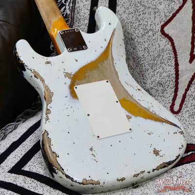 Fender Custom Shop Wild West White Lightning Stratocaster Floyd Rose HSH Rosewood Fingerboard 22 Frets Heavy Relic 2 Tone Sunburst 8.05 lbs image 12