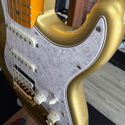 Squier 60th Anniversary Classic Vibe '50s Stratocaster Aztec Gold image 6