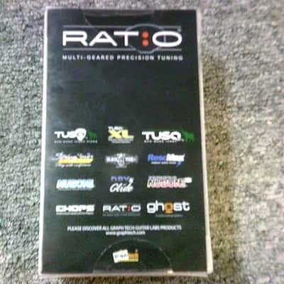 Graph Tech PRN-2411-CO Ratio Acoustic 3+3 Tuned Machine Heads Contemporary Style - Chrome image 2