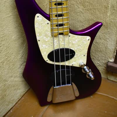 Gildaxe custom "Supernova" active electric bass guitar image 2
