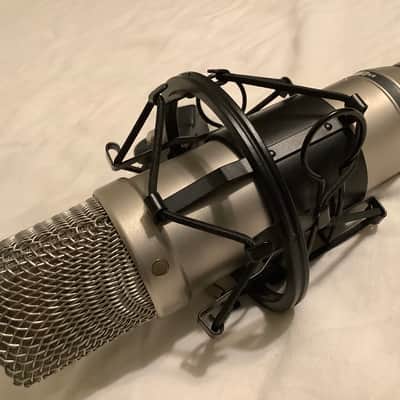 RODE NT1-A Large Diaphragm Cardioid Condenser Microphone 2002 - Present - Silver