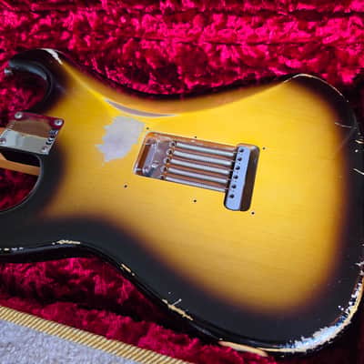 2022 Fender Custom Shop 1957 Reissue Stratocaster Heavy Relic, two-tone sunburst EX image 18