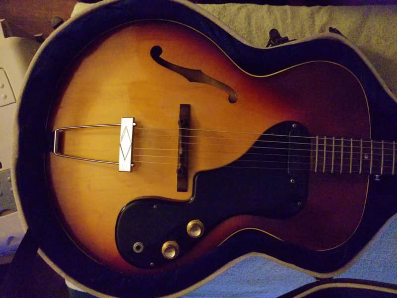 Gibson ES-120T