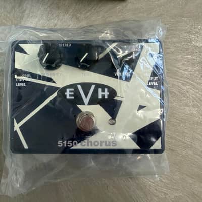 MXR EVH30 5150 Chorus 2018 - Present - Blue/Cream image 11