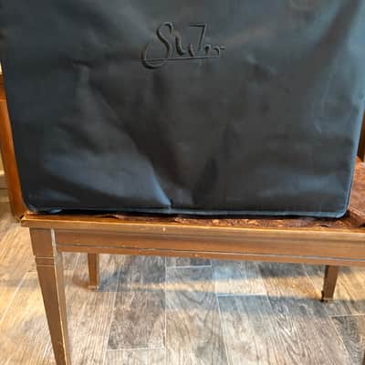 Suhr Bella 44-Watt 1x12" Guitar Combo 2015 - Present - Black with Tolex Panel image 7
