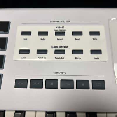 Arturia KeyLab 88 MkII MIDI Controller (Open Box, white) image 3