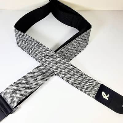 Black and White Tweed Guitar Strap -Tweed Guitar Strap- Vintage Tweed -Durable Guitar Strap-Guitar image 4