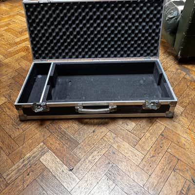 Korg Prologue 8 Polyphonic 49-Key 8-Voice Analog Synthesizer 2018 - Present - Black/Wood Plus Flight Case image 8