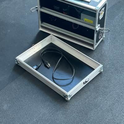 DOEPFER A-100P6SW PSU3 SUITCASE VERSION DOEPFER A-100P6SW PSU3 SUITCASE VERSION image 2